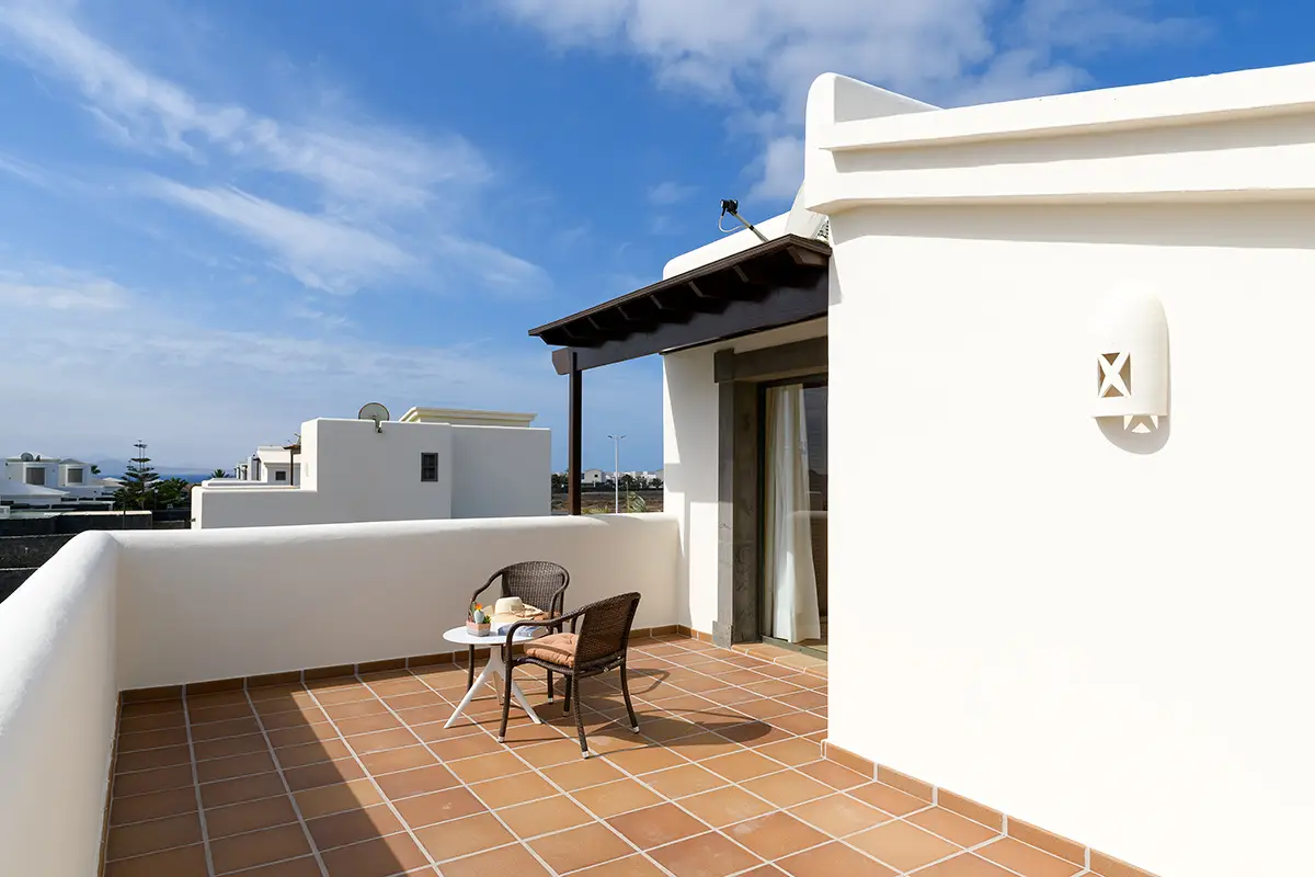 Furnished upper terrace at Hipoclub Villa Aguamarina 1
