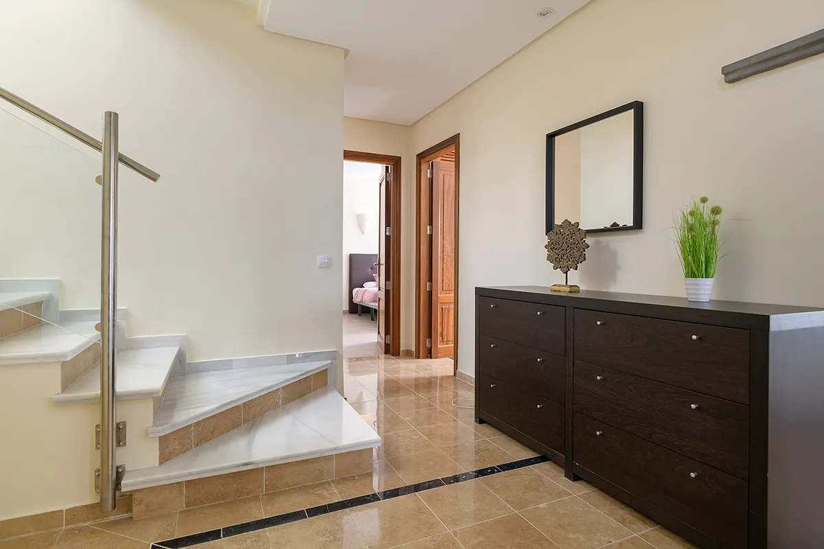 Treppe zum Obergeschoss in Hipoclub Villa Aguamarina 27