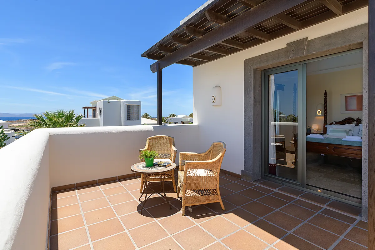 Obere Terrasse am Hauptschlafzimmer von Hipoclub Villa Aguamarina 10