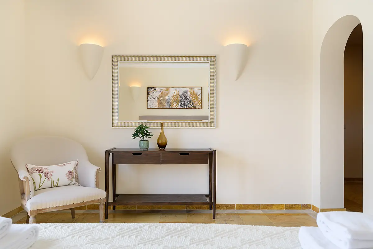 Elegant and functional furniture at Villa Faro Park 189 Hipoclub