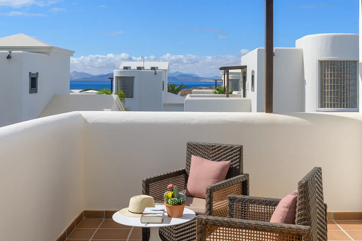 Obere Terrasse des Hauptschlafzimmers in Hipoclub Villa Aguamarina 26