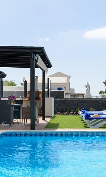 Pool der Villa Aguamarina 32 Pool der Hipoclub Villa Aguamarina 32