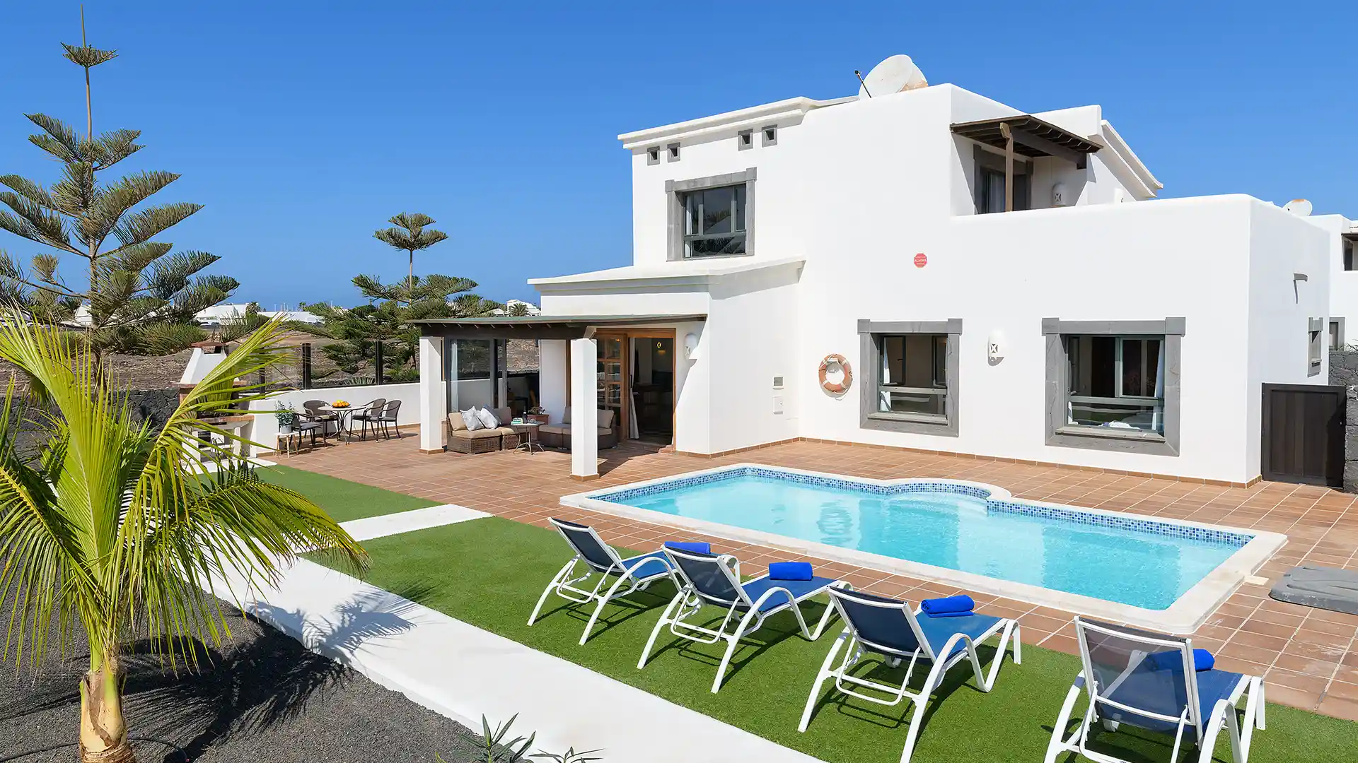 Villa Agumarina 5 hero Hipoclub Villa Agumarina 5