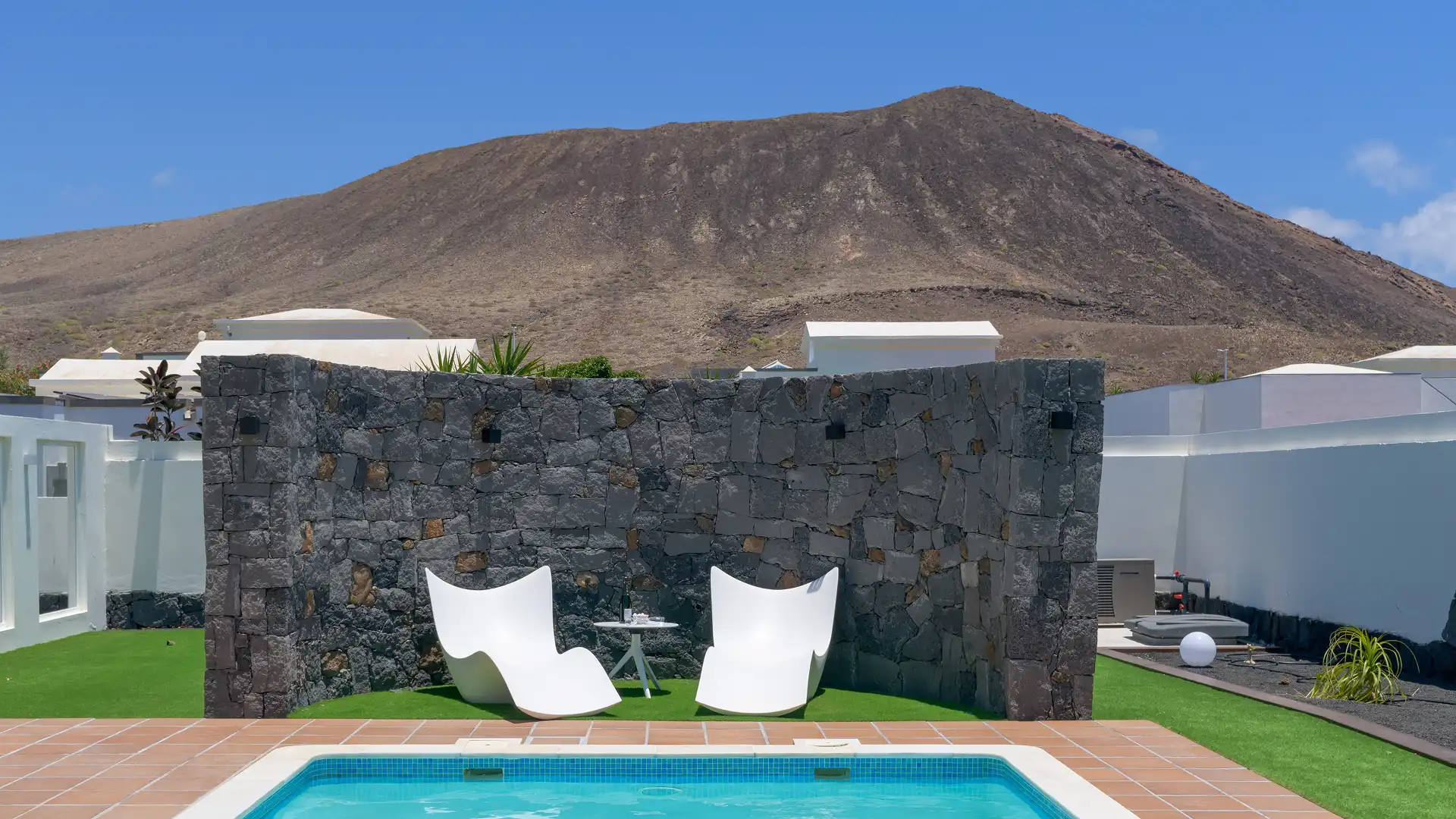 Hero image – Hipoclub Villas Offers